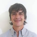inesiólogo en Funes realizando tratamiento para dolor lumbar en paciente